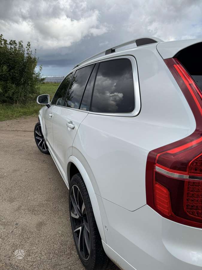 Volvo XC90 - 7