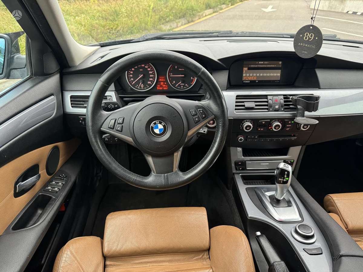 BMW 520, 2.0 l., Универсал