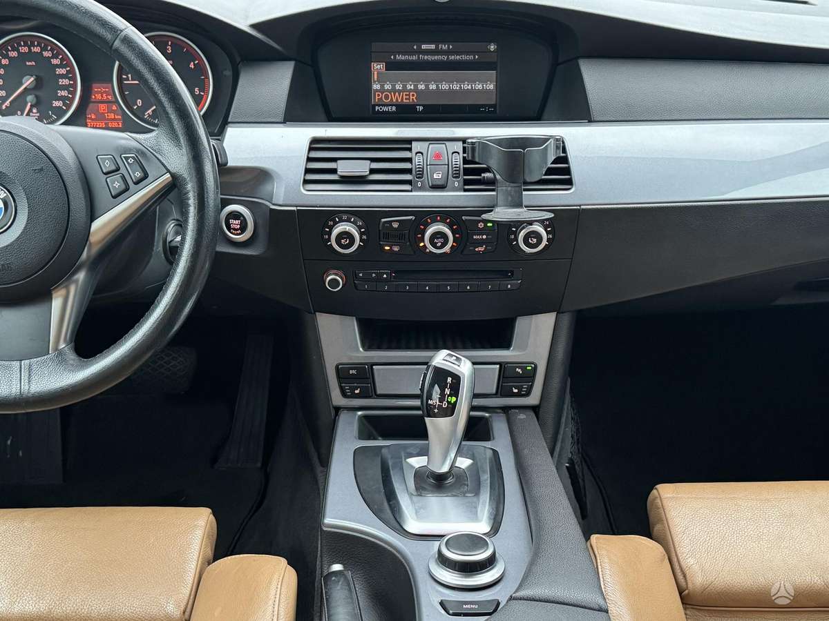 BMW 520, 2.0 l., Универсал
