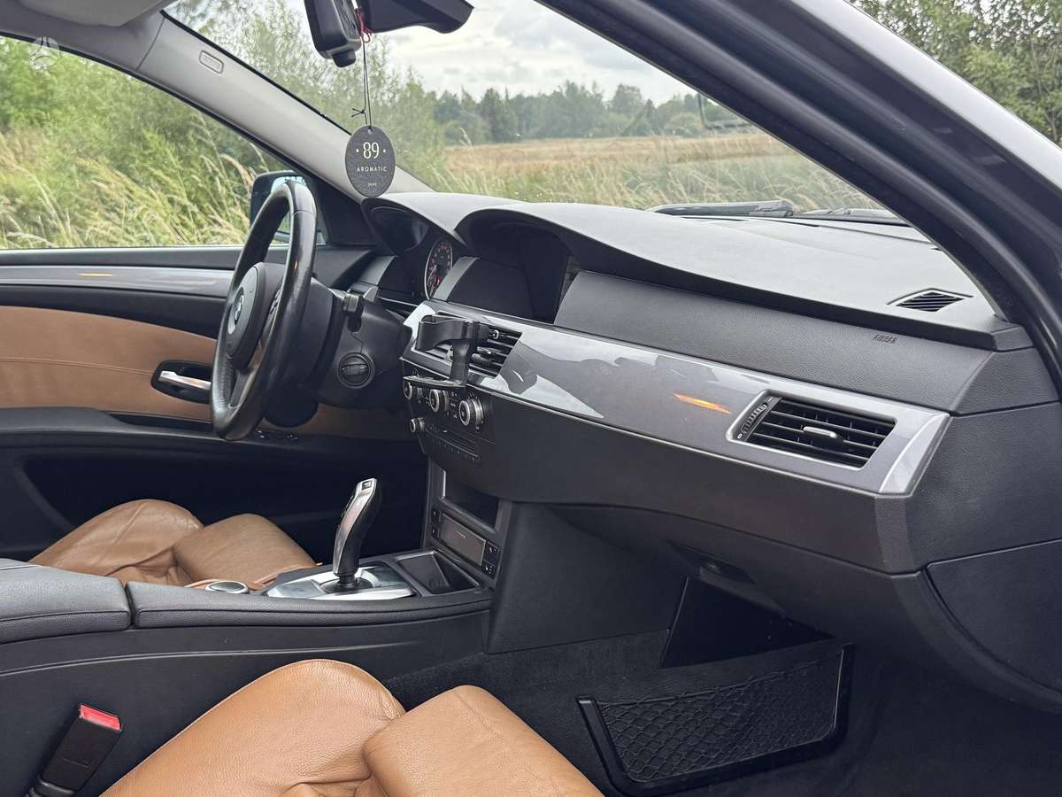 BMW 520, 2.0 l., Универсал