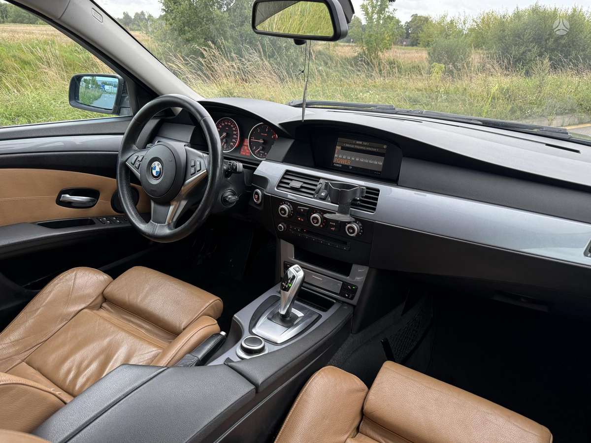 BMW 520, 2.0 l., Универсал