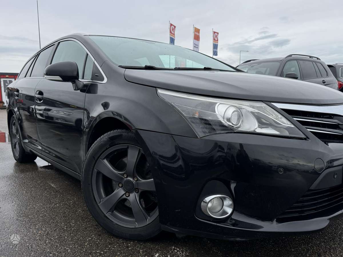 Toyota Avensis, 2.2 l., Универсал