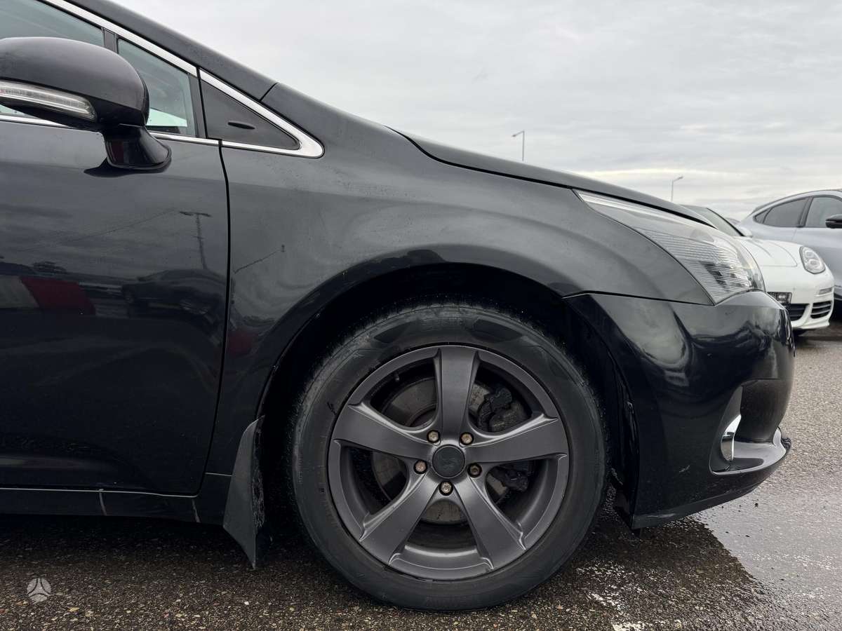 Toyota Avensis, 2.2 l., Универсал