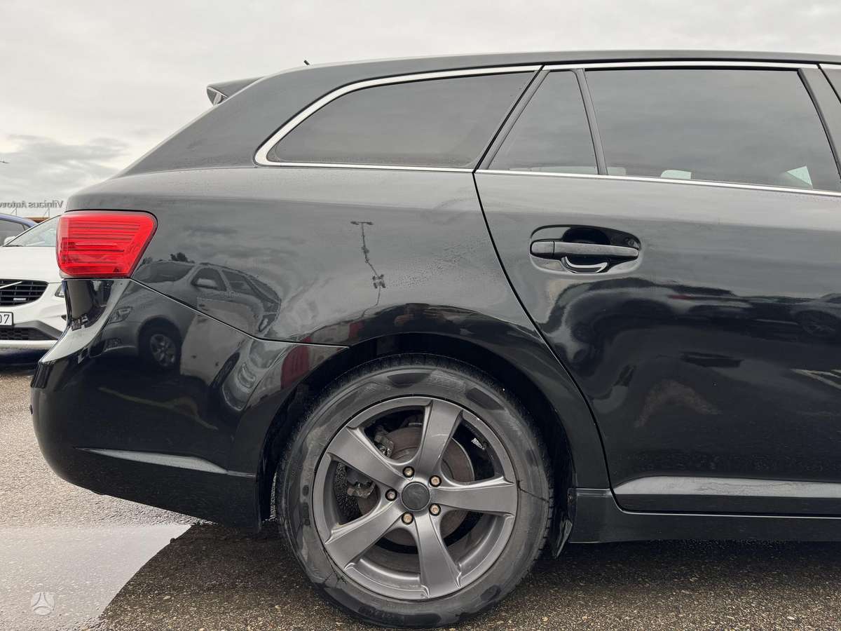 Toyota Avensis, 2.2 l., Универсал