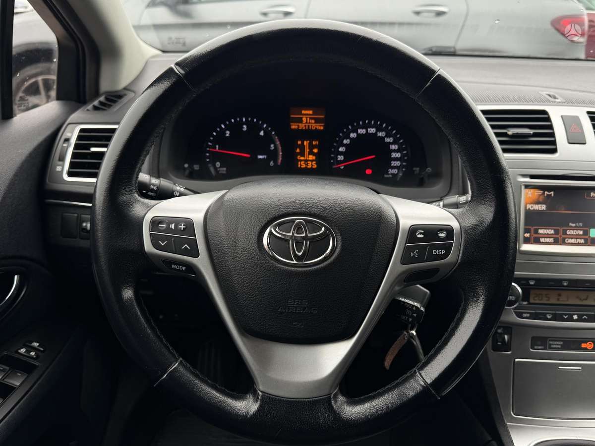 Toyota Avensis, 2.2 l., Универсал