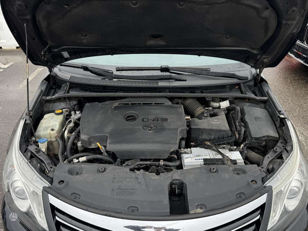 Toyota Avensis, 2.2 l., Универсал