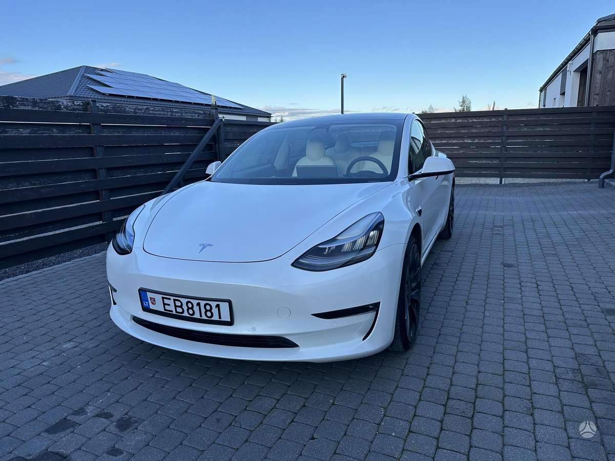 Tesla Model 3, 81 кВт·ч, Хэтчбек