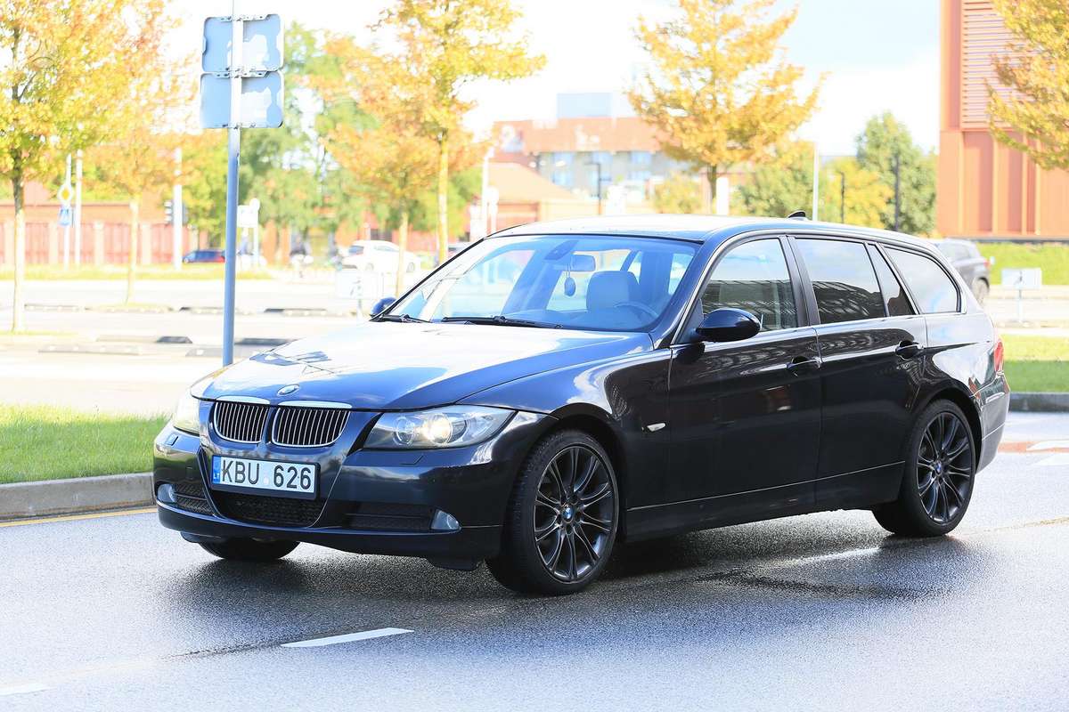 BMW 325, 3.0 l., Универсал