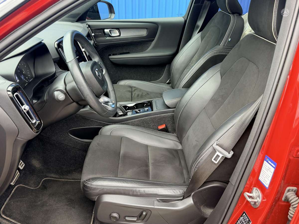 Volvo XC40 - 10
