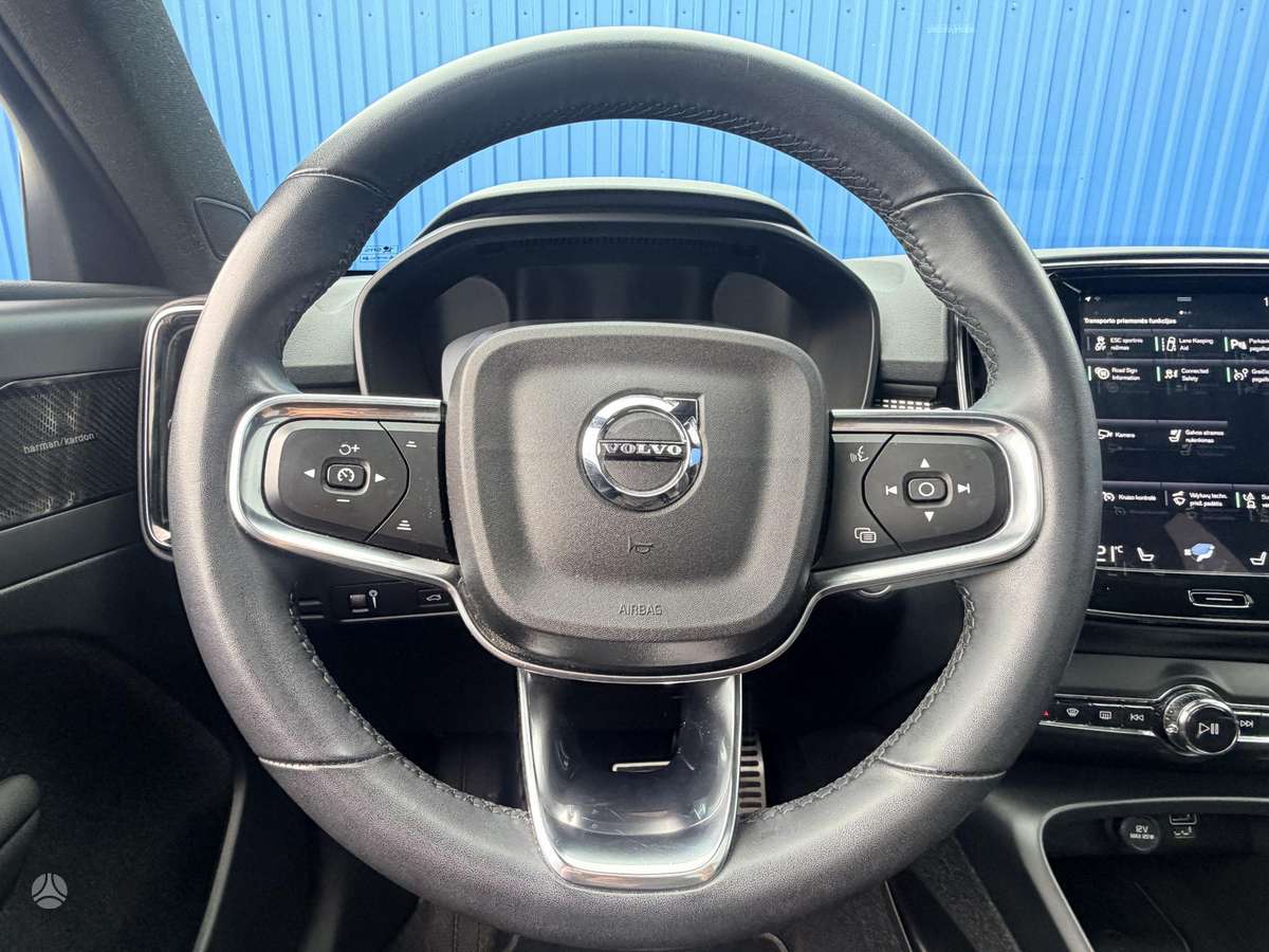 Volvo XC40 - 12