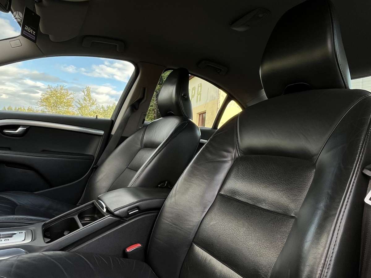 Volvo S80 - 11