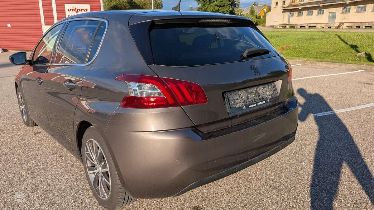 Peugeot 308 - 3
