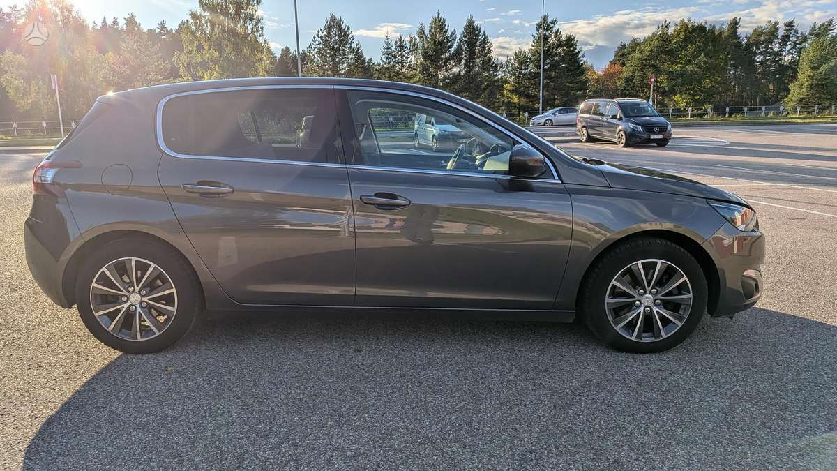 Peugeot 308 - 10