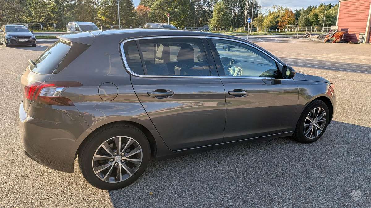 Peugeot 308 - 11
