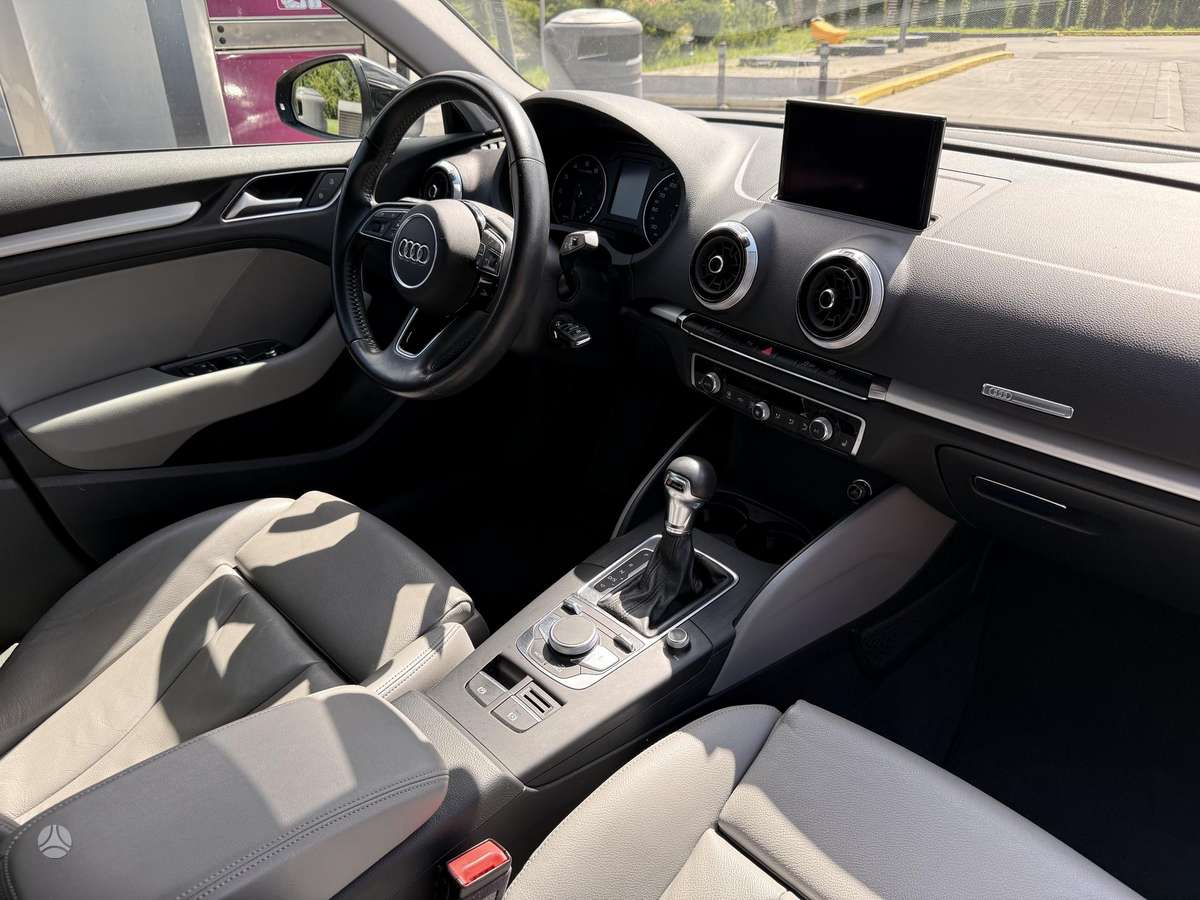 Audi A3, 1.5 l., Хэтчбек