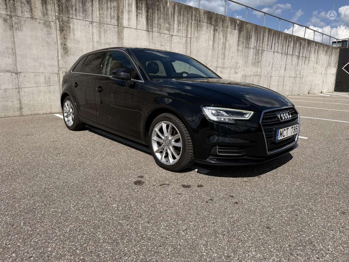 Audi A3, 1.5 l., hatchback