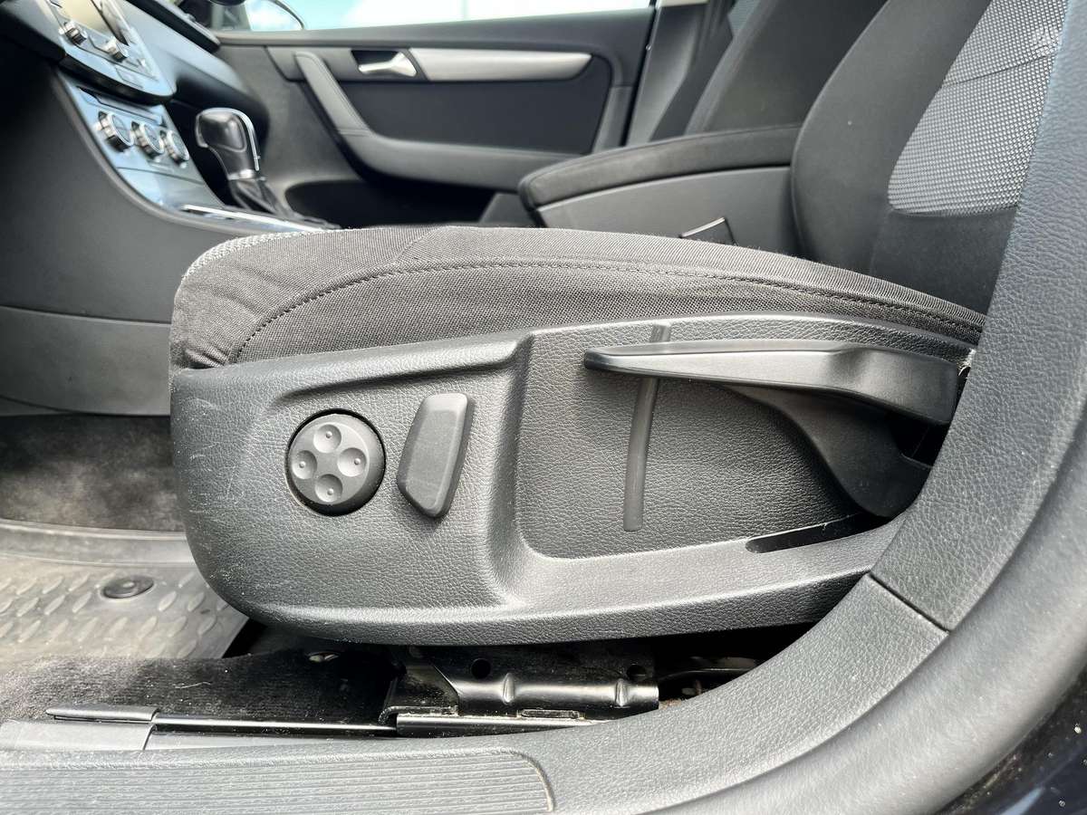 Volkswagen Passat, 2.0 l., Универсал
