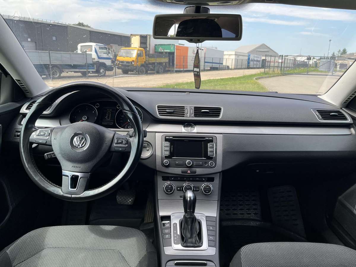 Volkswagen Passat, 2.0 l., Универсал