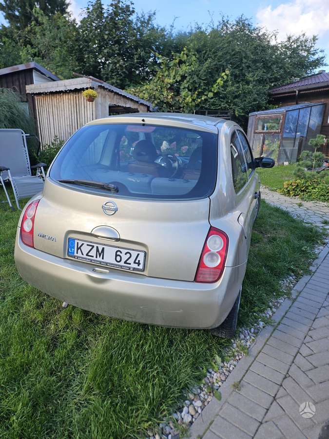Nissan Micra, 1.2 l., hatchback