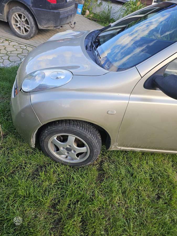 Nissan Micra, 1.2 l., hatchback