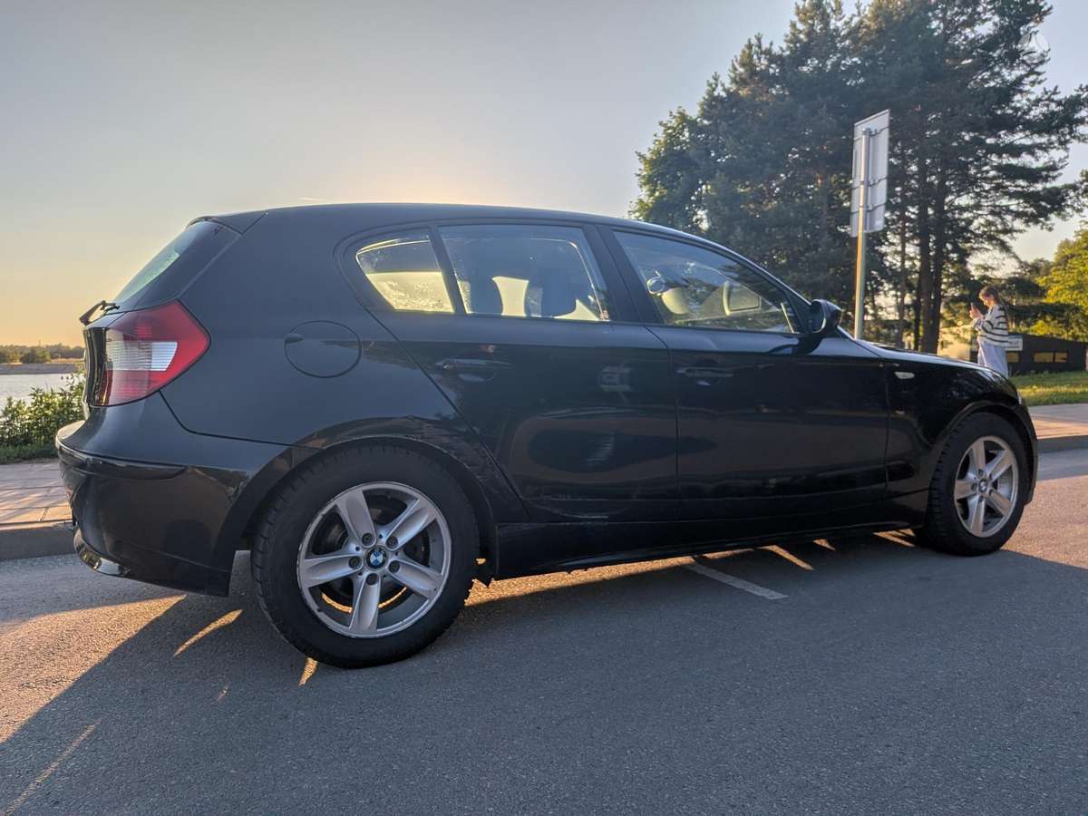 BMW 120, 2.0 l., Хэтчбек