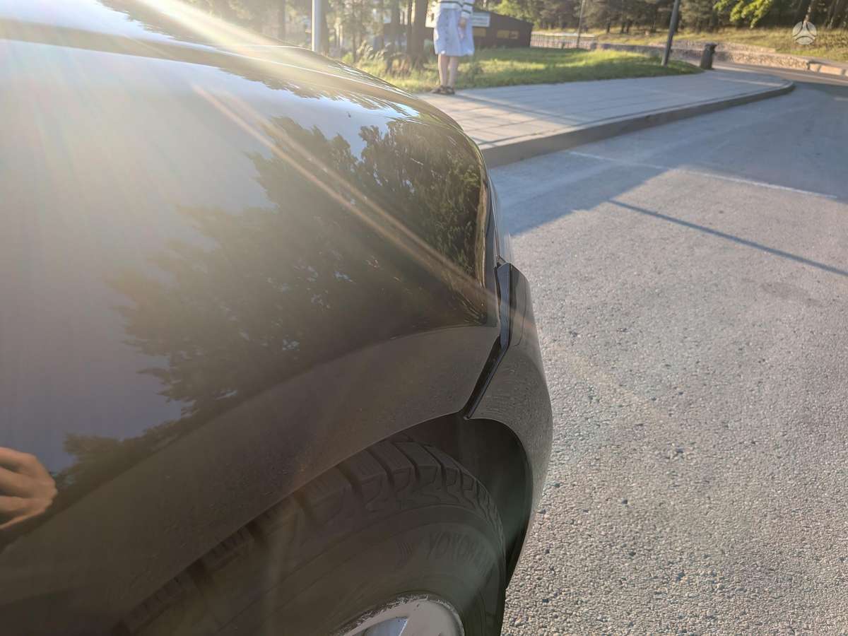 BMW 120, 2.0 l., hatchback
