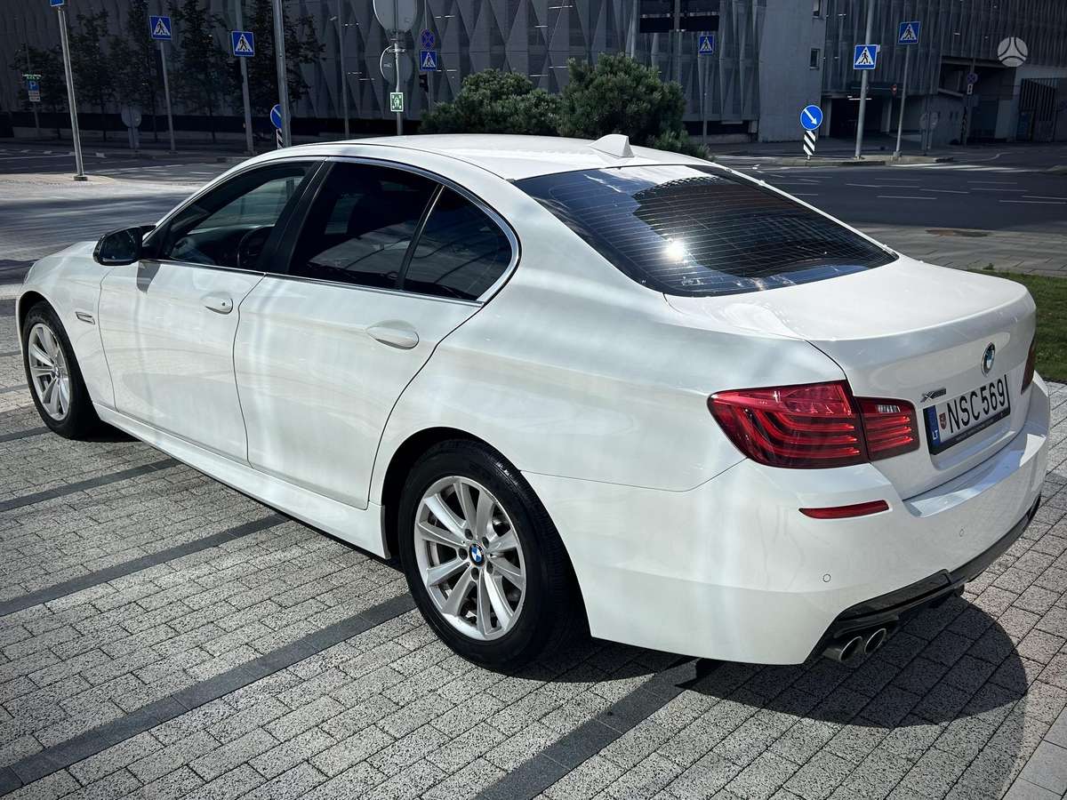 BMW 520, sedanas
