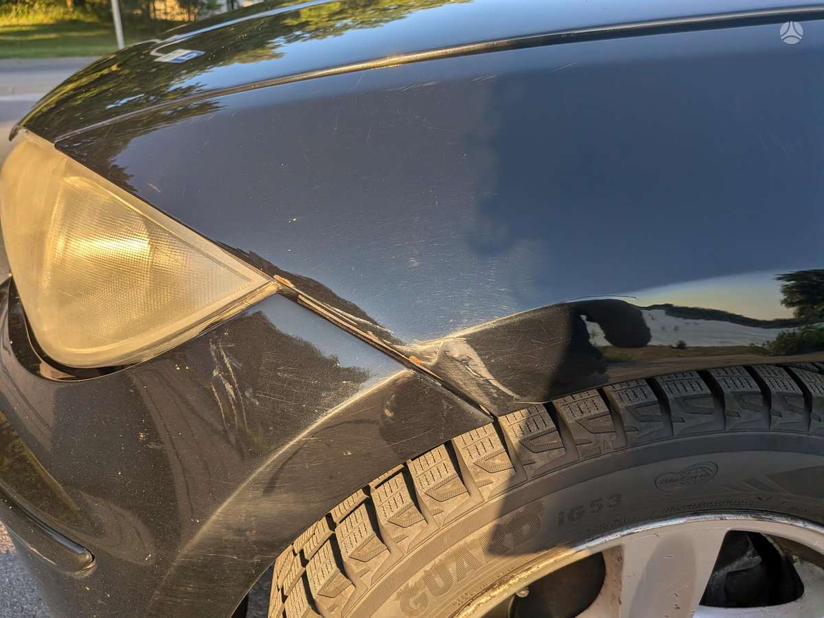 BMW 120, 2.0 l., hatchback