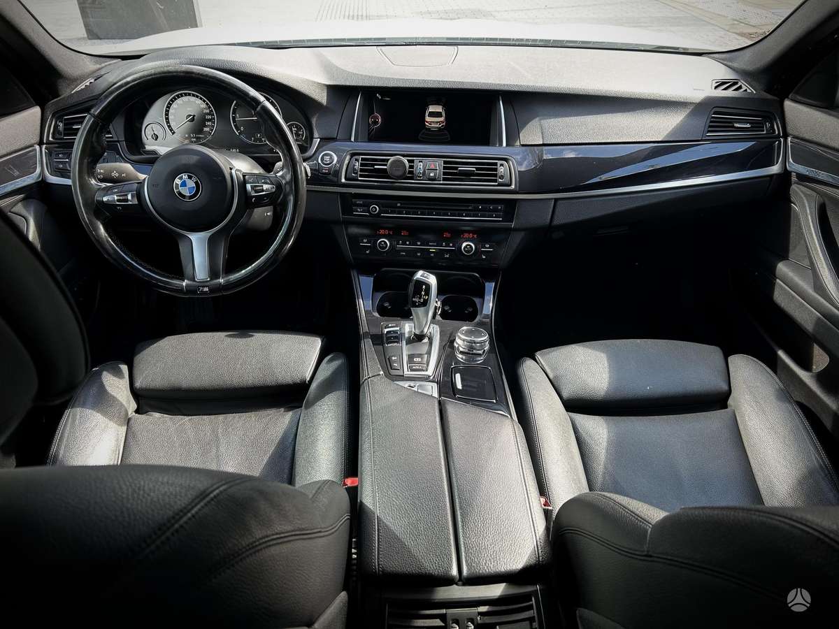 BMW 520, sedanas