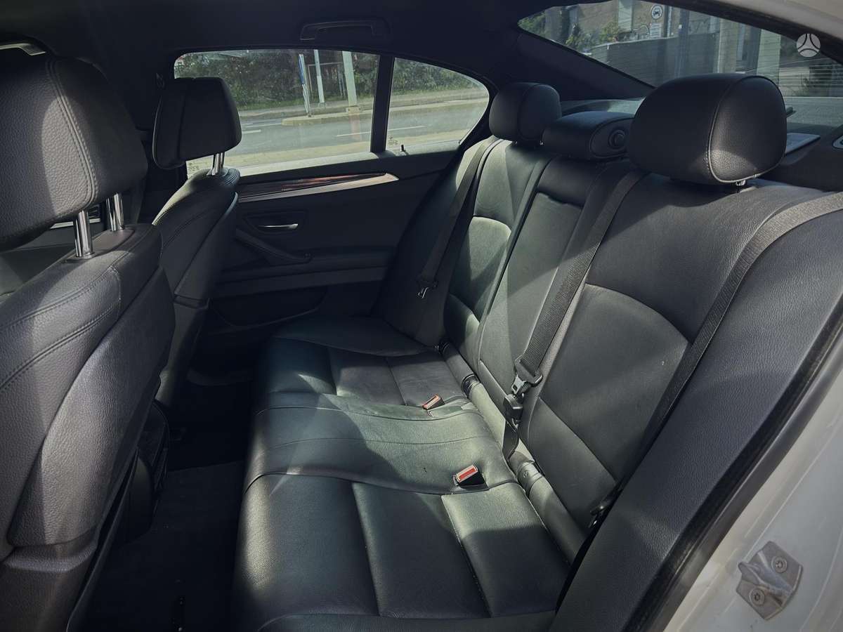 BMW 520, sedanas