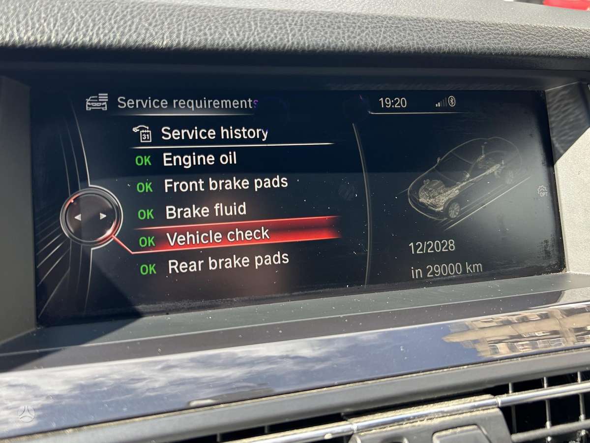 BMW 520, sedanas