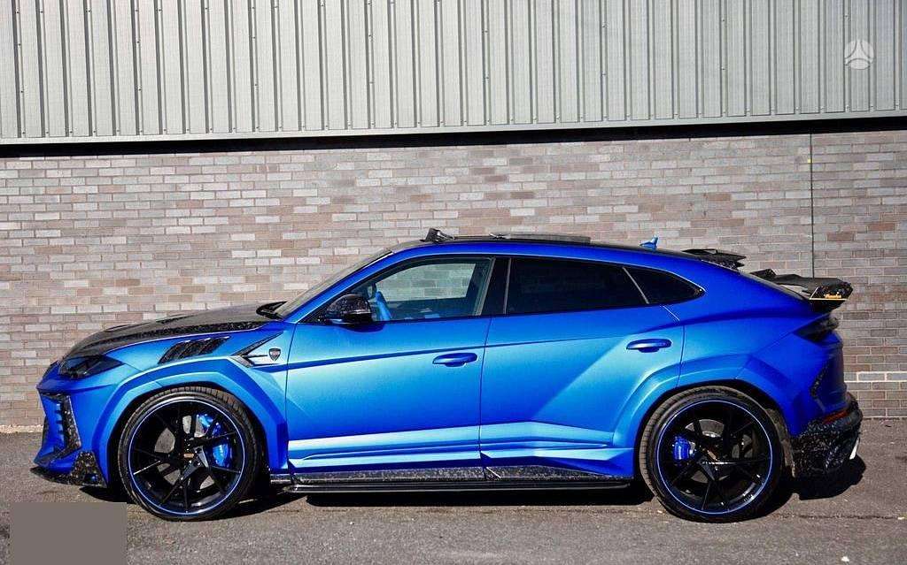 Lamborghini Urus, 4.0 l., visureigis / krosoveris