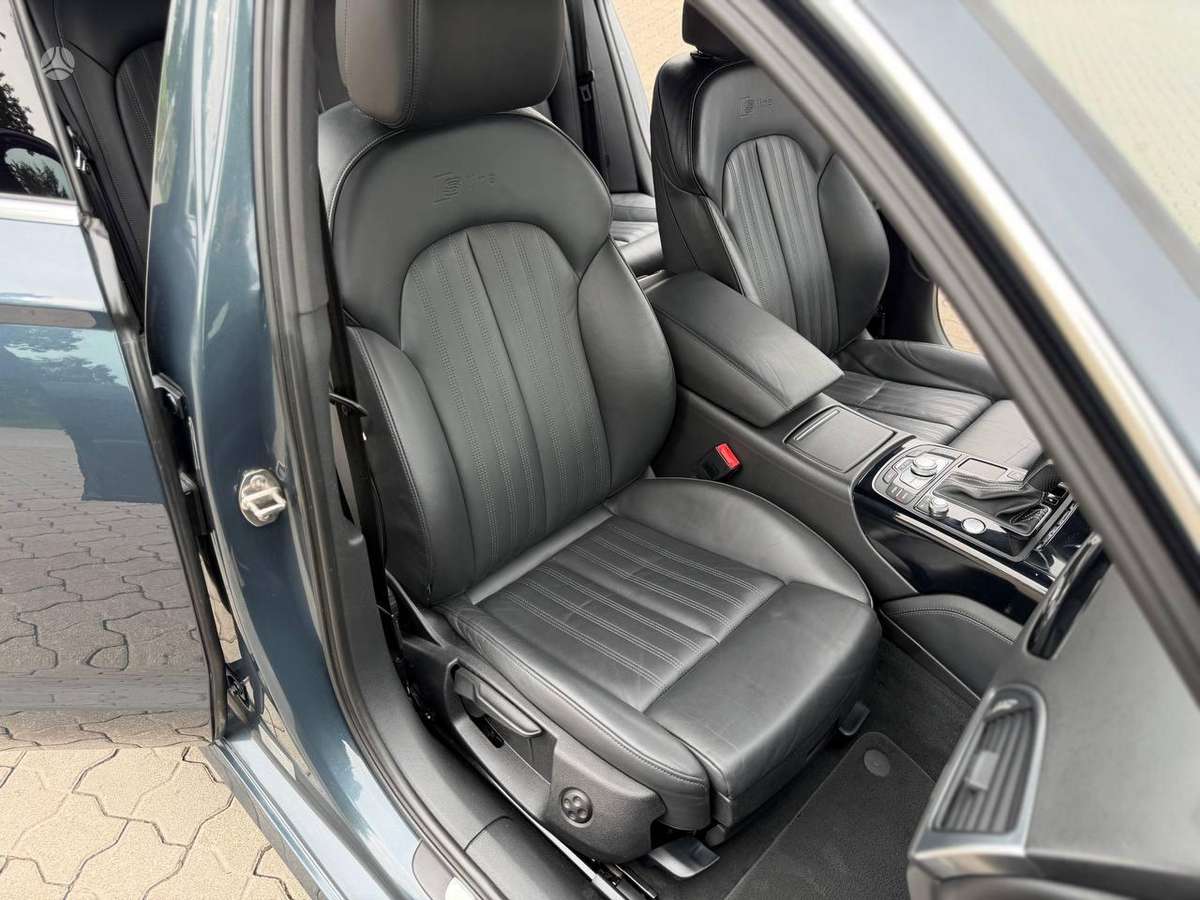 Audi A6, 3.0 l., Седан