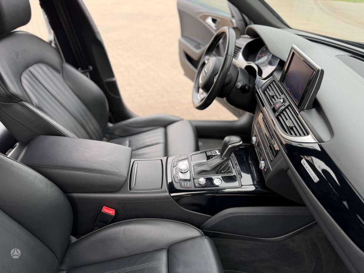 Audi A6, 3.0 l., Седан