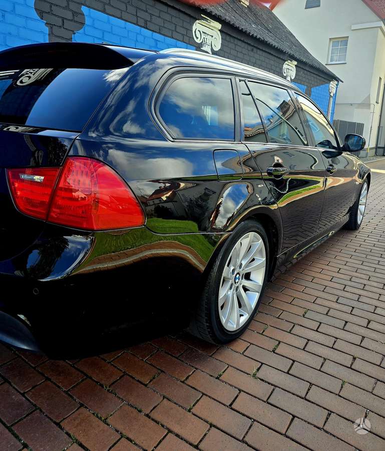 BMW 320, 2.0 l., wagon