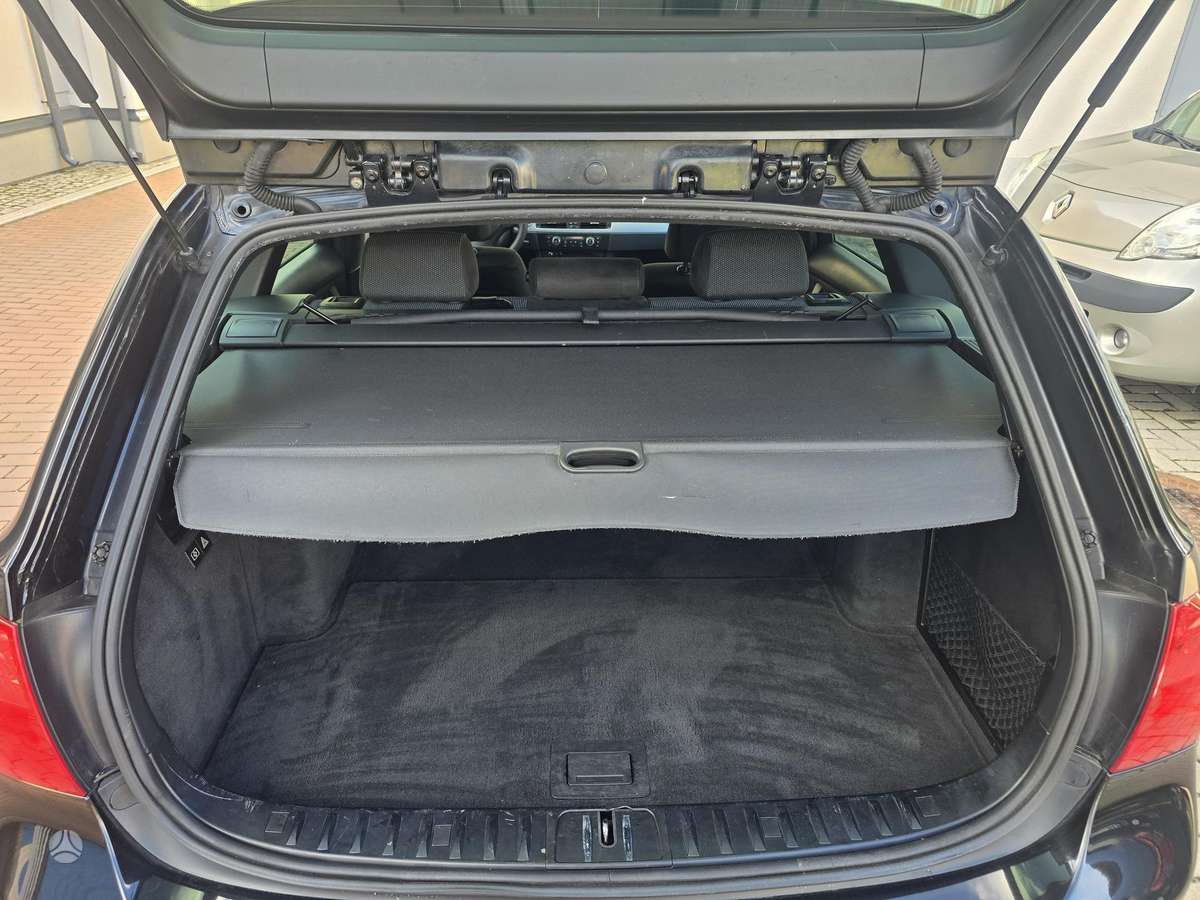 BMW 320, 2.0 l., wagon