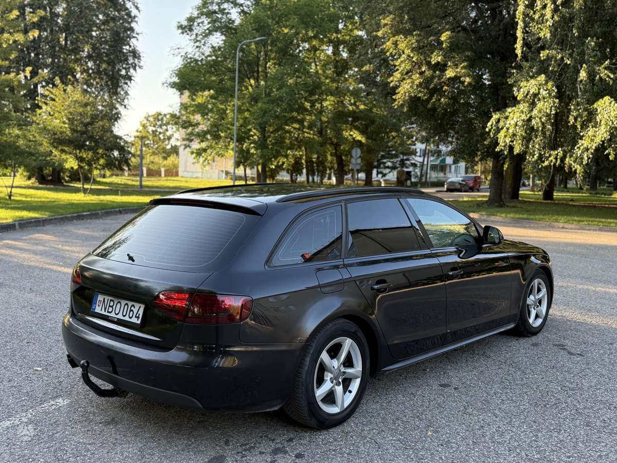 Audi A4, 1.8 l., Универсал