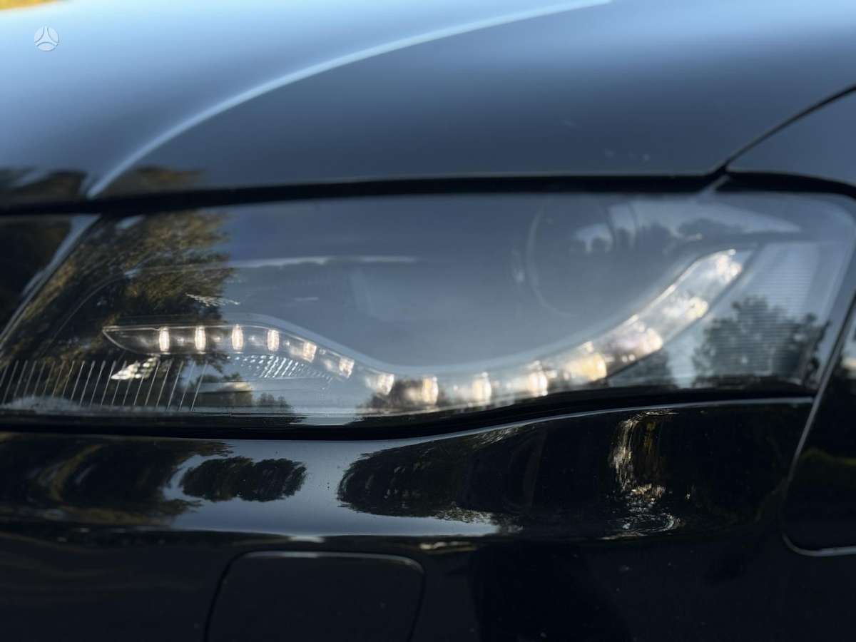 Audi A4, 1.8 l., Универсал