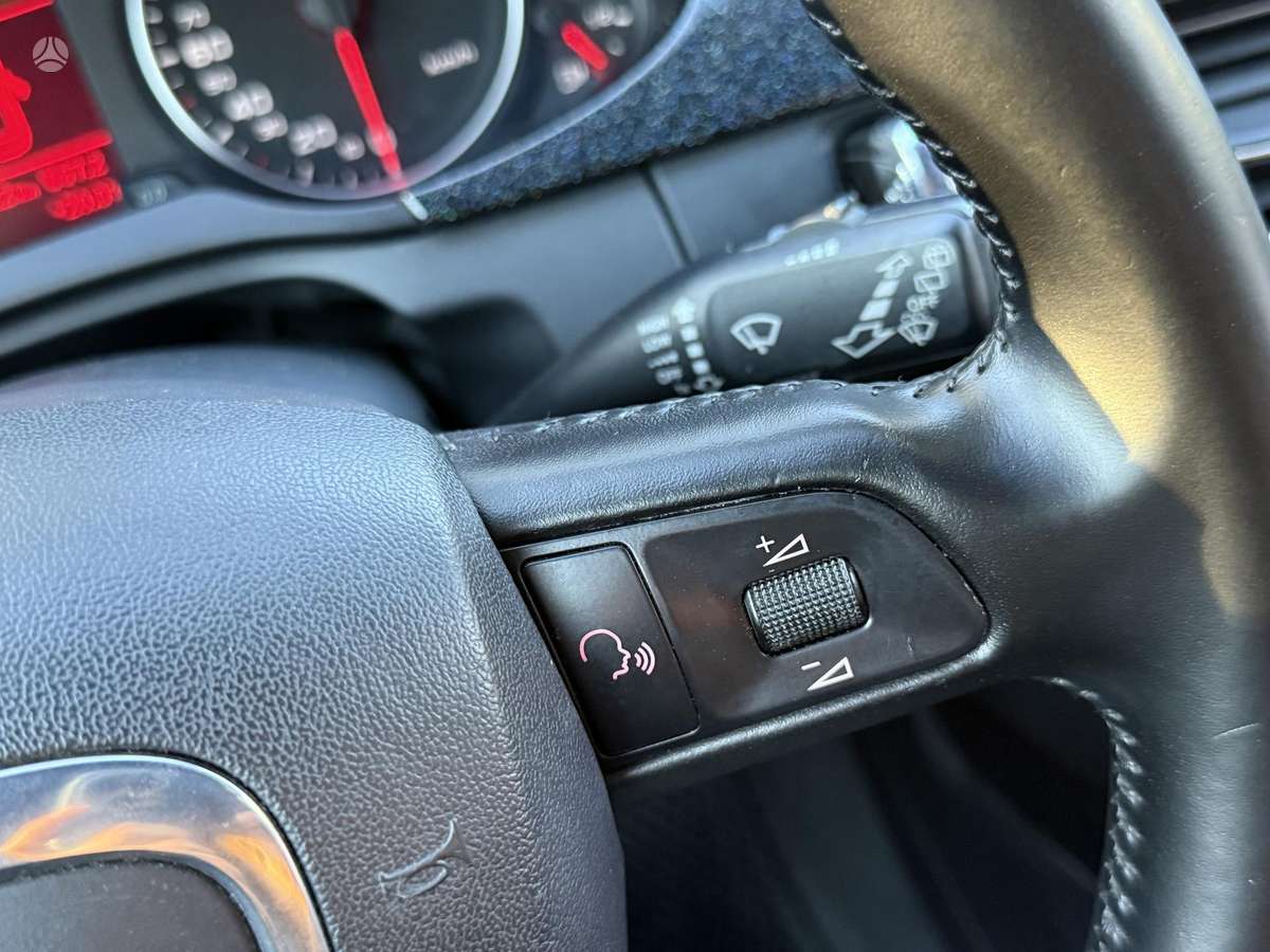Audi A4, 1.8 l., Универсал