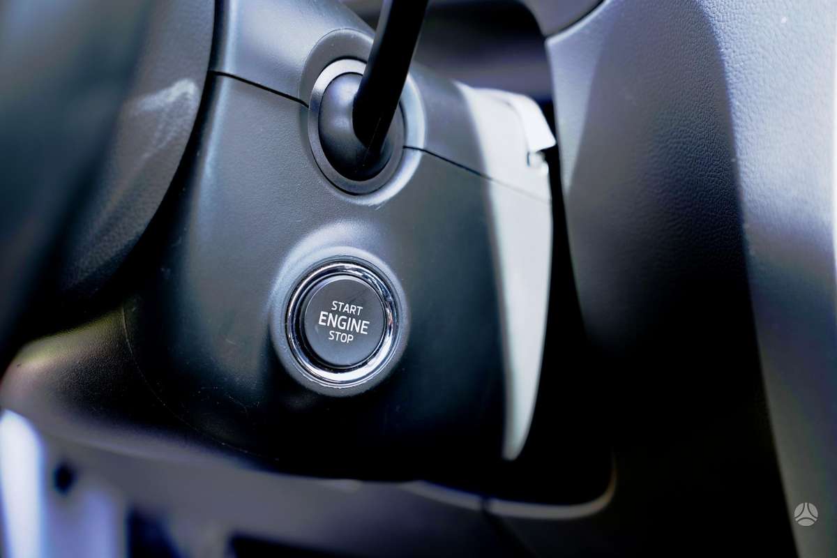 Skoda Rapid, 1.0 l., Хэтчбек