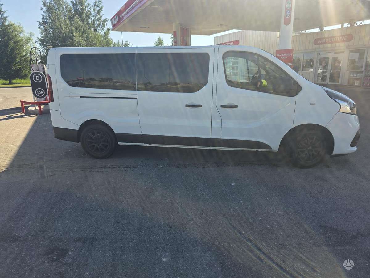 Renault Trafic - 2