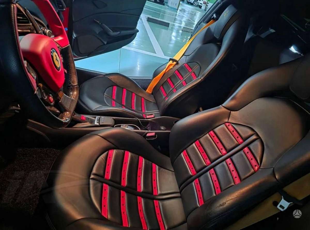 Ferrari 488 GTB, 3.9 l., coupe