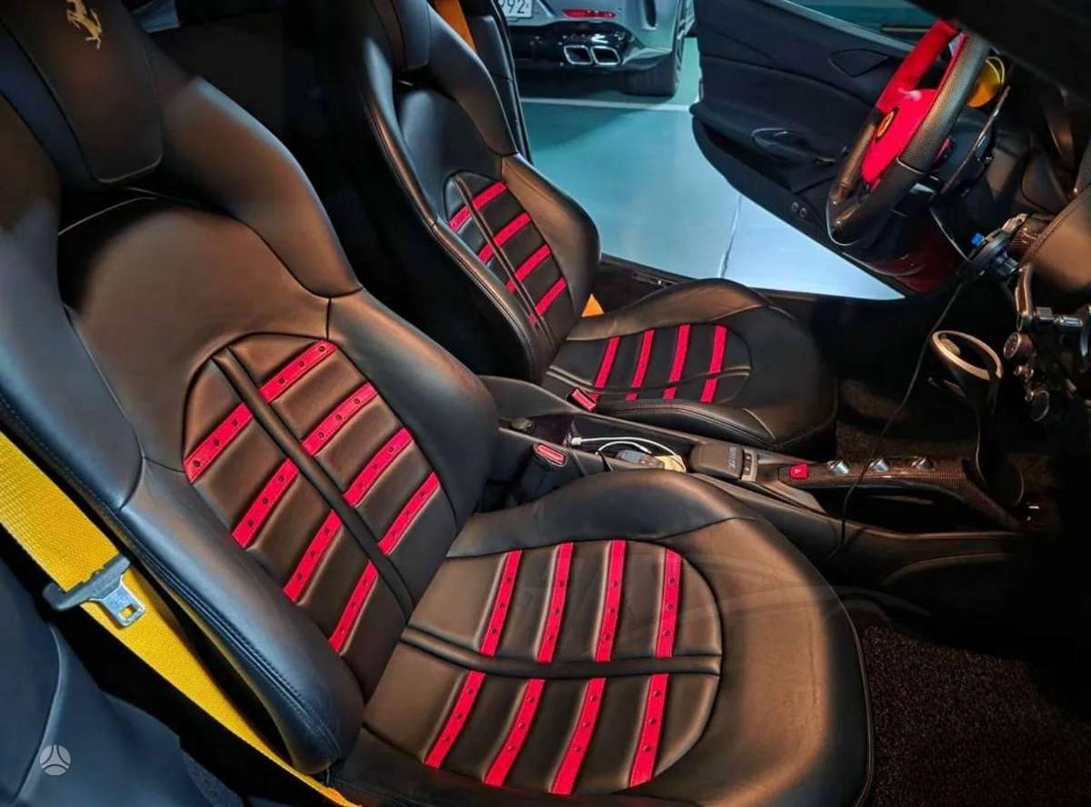 Ferrari 488 GTB, 3.9 l., coupe
