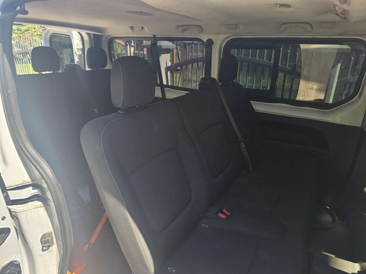 Renault Trafic - 8