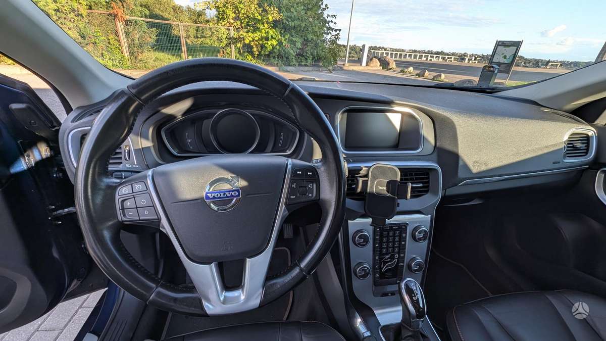 Volvo V40 - 11
