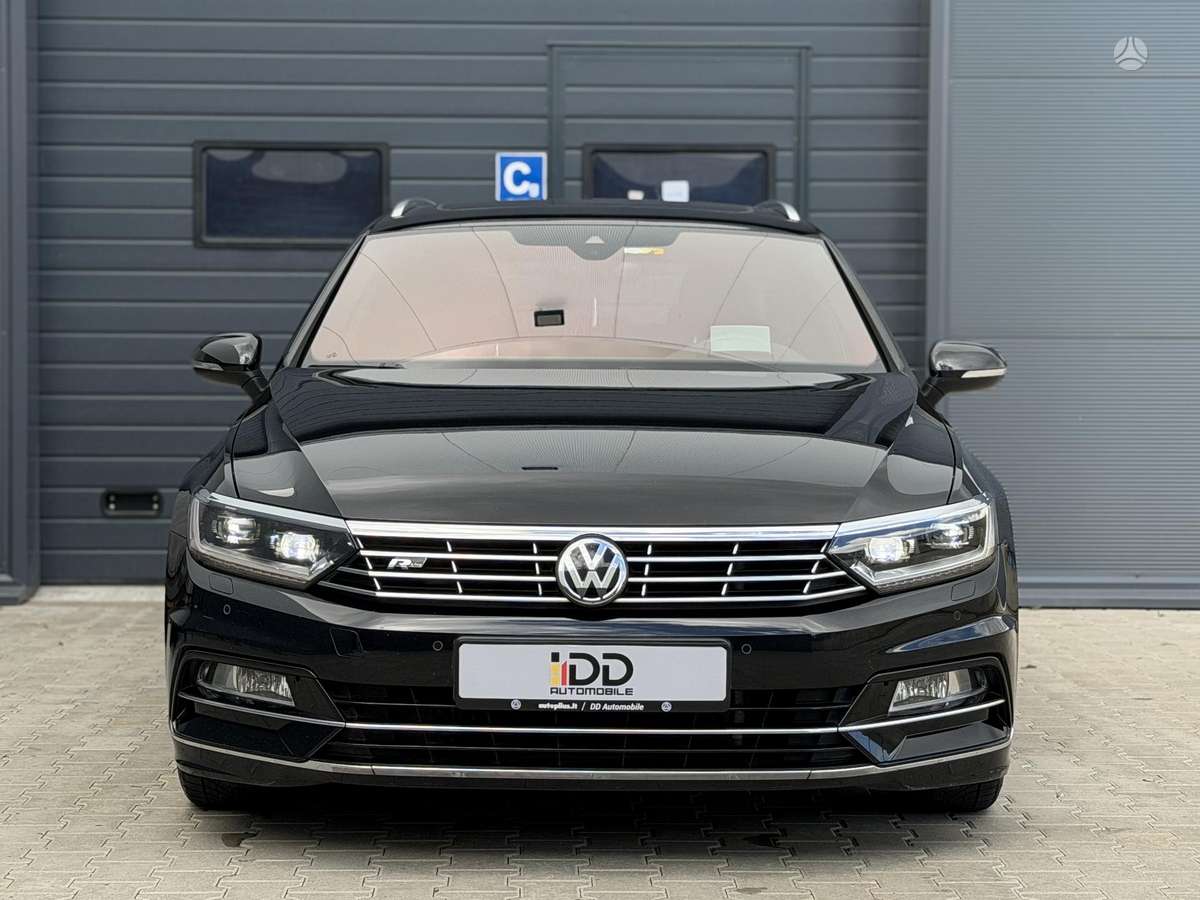 Volkswagen Passat - 8