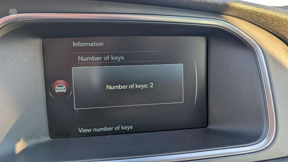 Volvo V40, 1.6 l., hatchback