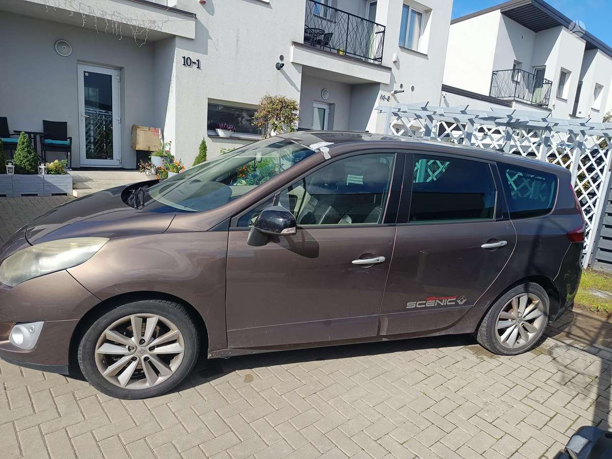Renault Grand Scenic - 4