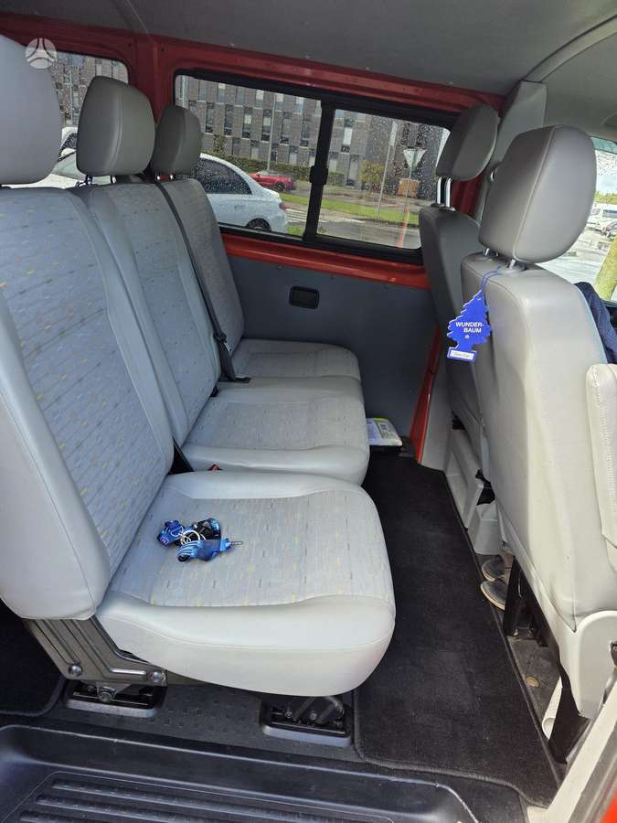Volkswagen Transporter, 2.0 l., Универсал