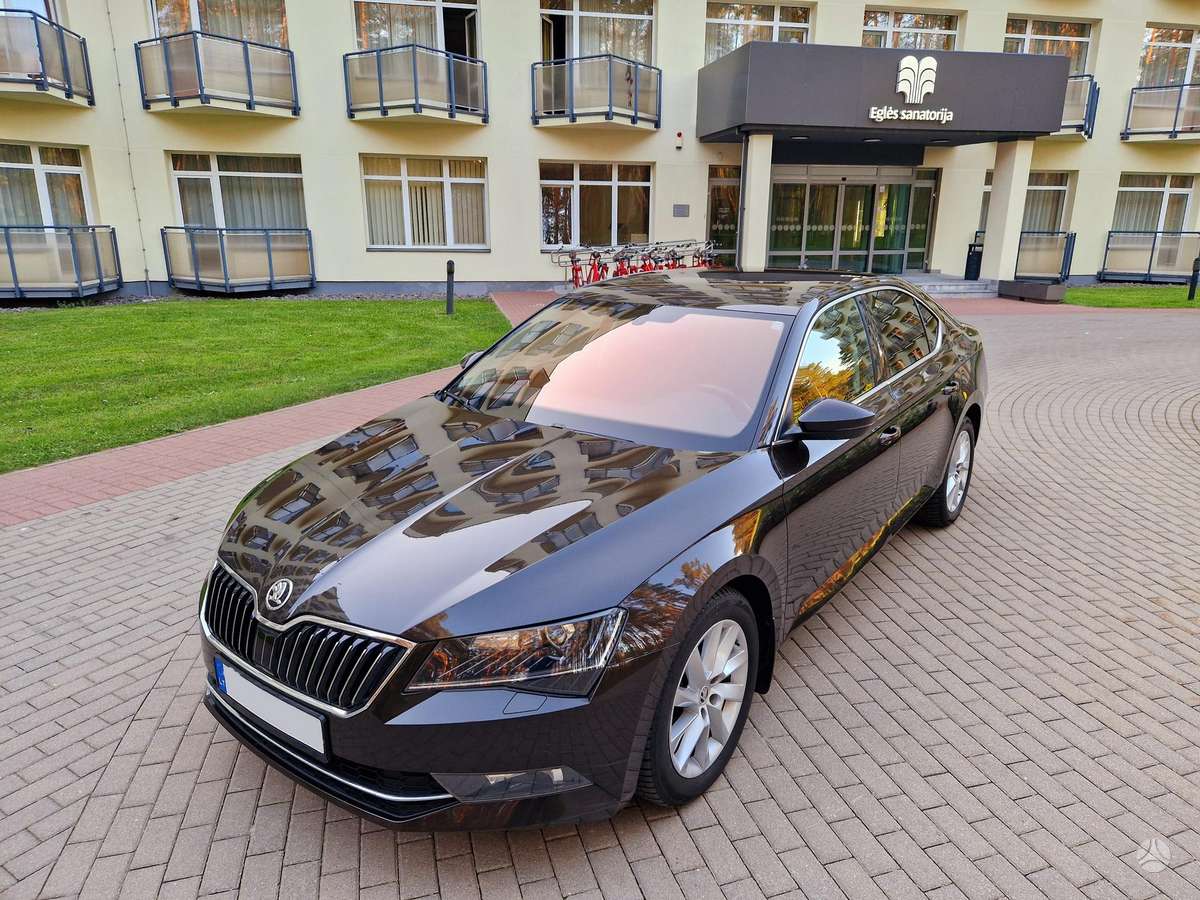 Skoda Superb, 2.0 l., hatchback